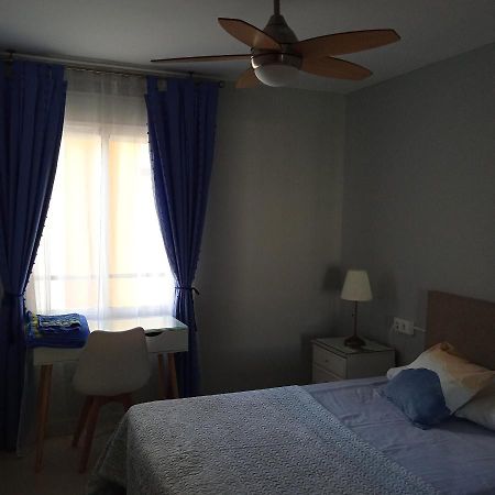 Torremolinos Alquilo Habitacion Con Bano Compartido Y Cocina Compartida Eksteriør billede
